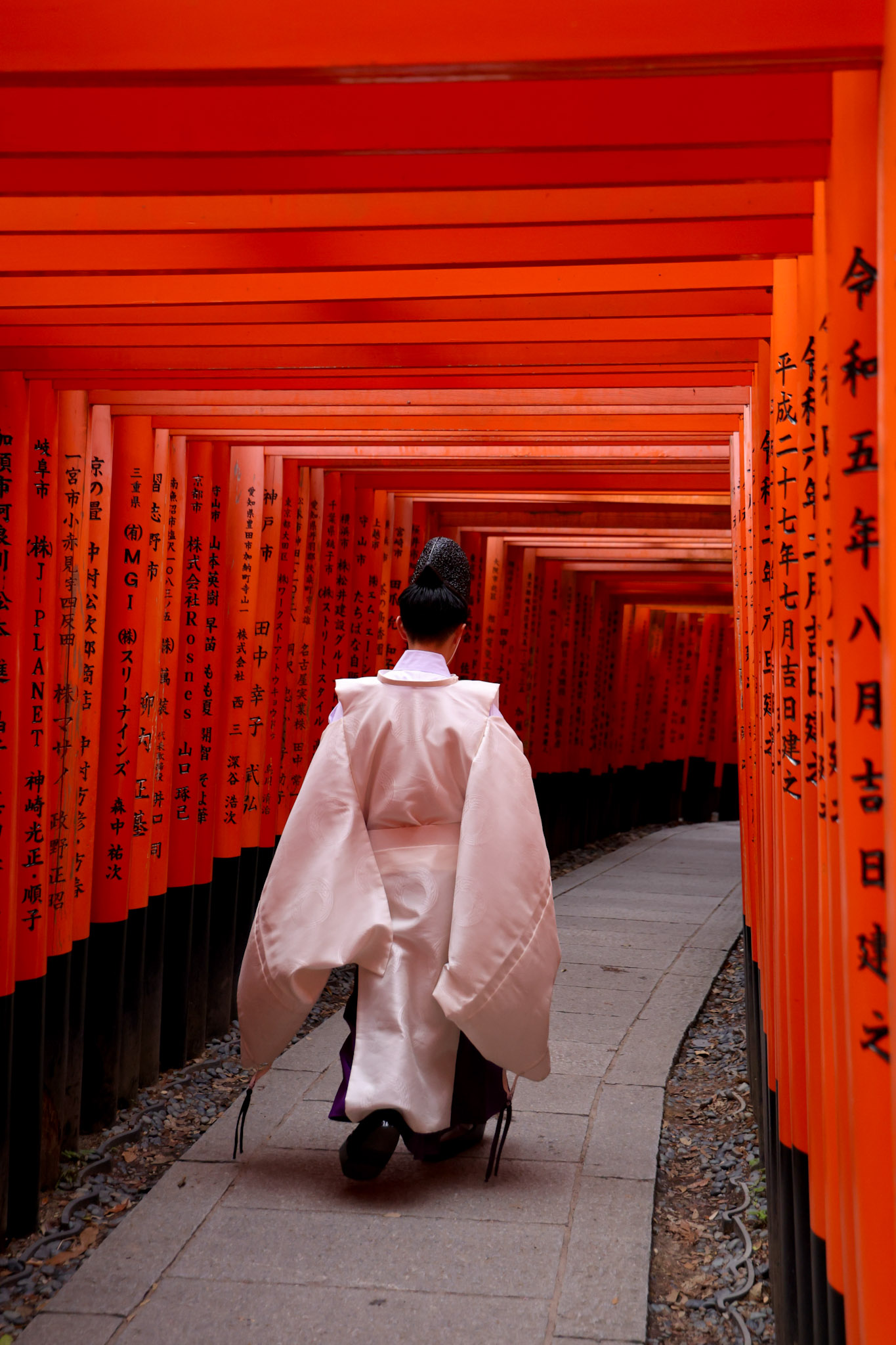 1-japonia-japan-fushimi-inari-taisha-kioto-kyoto-torii